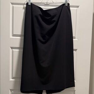 Anne Klein Classic Black Pencil Skirt